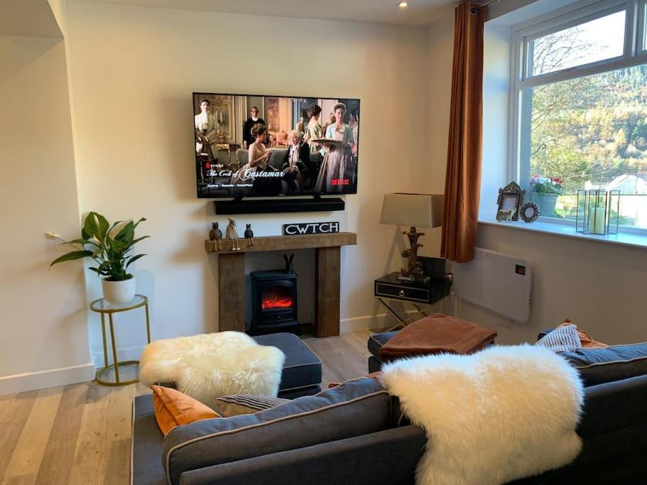 Renovated Miner'S Cottage - Family & Dog Friendly Abertillery Екстер'єр фото